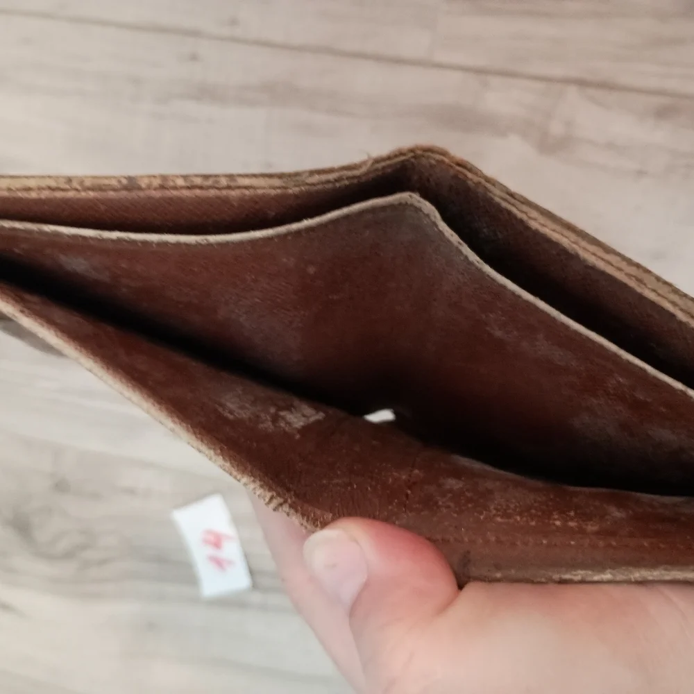 Louis Vuitton Monogram Bifold Wallet Men’s